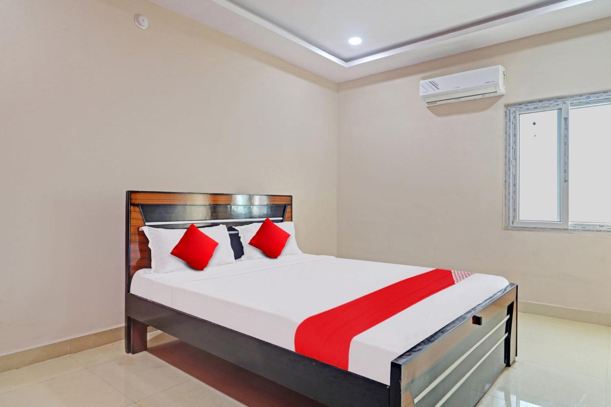 Hotel O Vasista Residency Hyderabad Exterior foto