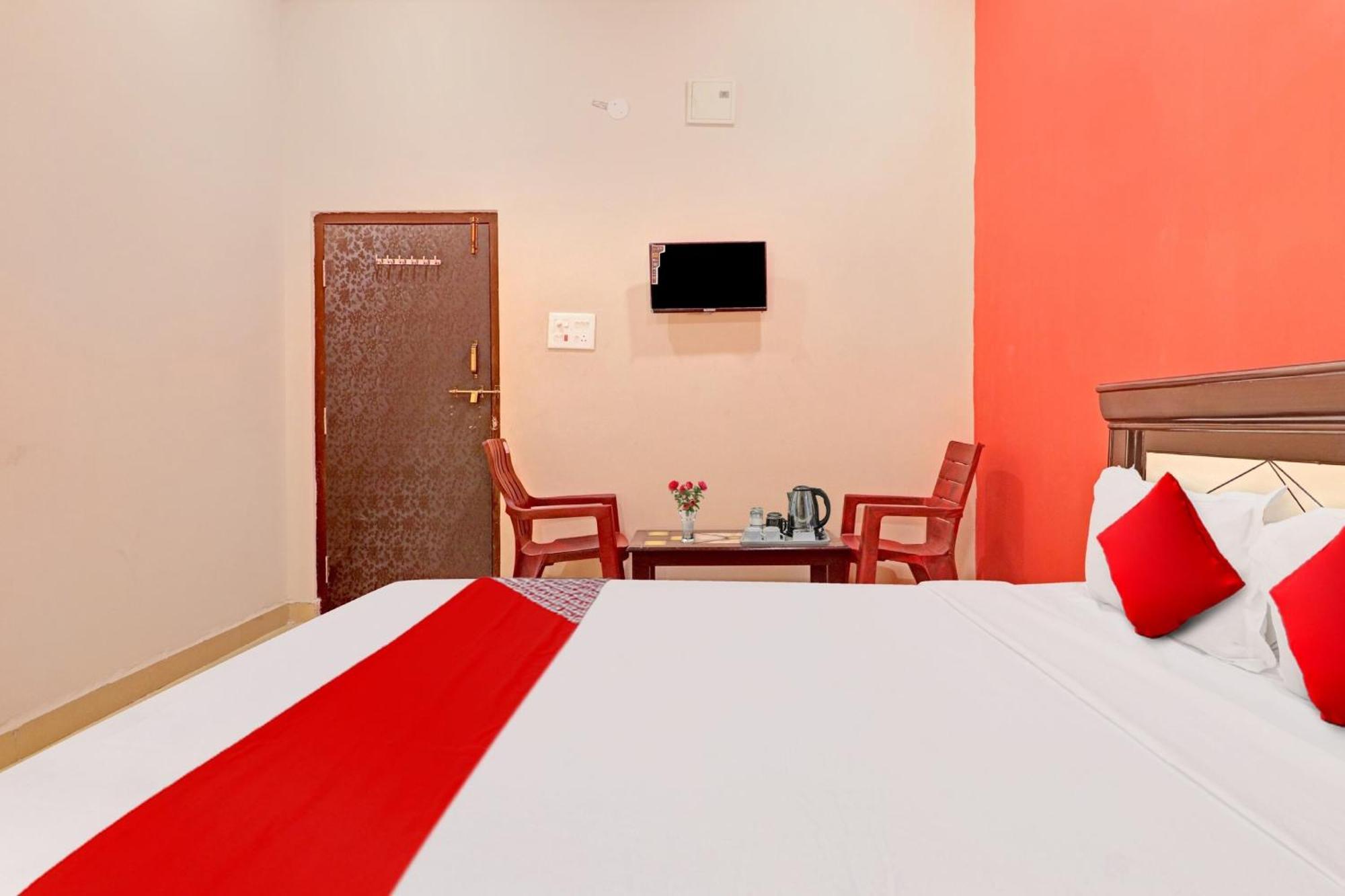 Hotel O Vasista Residency Hyderabad Exterior foto